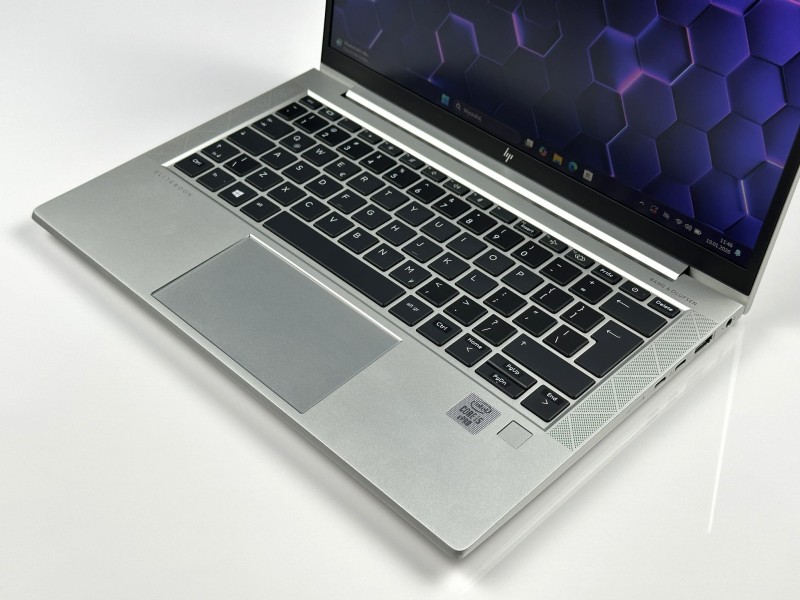 HP EliteBook 830 G7 – i5-10310U i matryca FHD 13,3. Lekki laptop biznesowy do pracy mobilnej, spotkań online i codziennych zadań (15).JPG