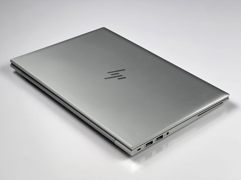 HP EliteBook 830 G7 – i5-10310U i matryca FHD 13,3. Lekki laptop biznesowy do pracy mobilnej, spotkań online i codziennych zadań (18).JPG