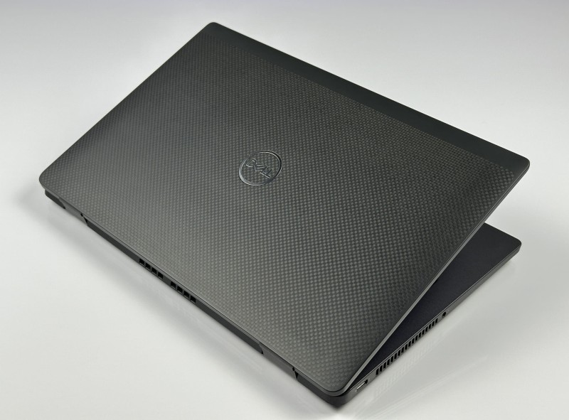 Dell Latitude 7330 – i7-1265U, 16GB RAM i ekran FHD 13,3. Kompaktowy laptop klasy premium do intensywnej pracy, podróży i zadań biznesowych (10).JPG