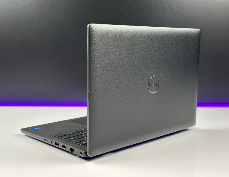 Dell Latitude 3420 – i5-1135G7 i ekran FHD 14. Biznesowy laptop do codziennej pracy z klawiaturą US i pełnym wsparciem polskich znaków (8).JPG