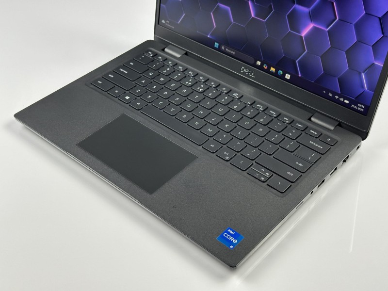 Dell Latitude 3420 – i5-1135G7 i ekran FHD 14. Biznesowy laptop do codziennej pracy z klawiaturą US i pełnym wsparciem polskich znaków (9).JPG