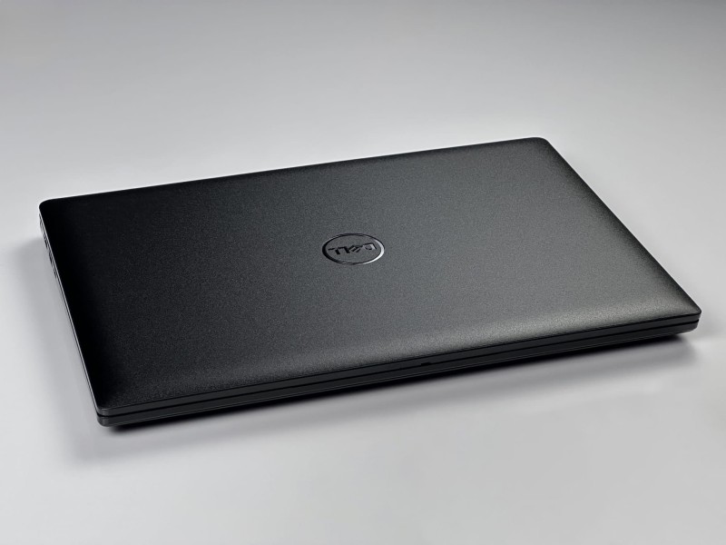 Dell Latitude 3420 – i5-1135G7 i ekran FHD 14. Biznesowy laptop do codziennej pracy z klawiaturą US i pełnym wsparciem polskich znaków (13).JPG