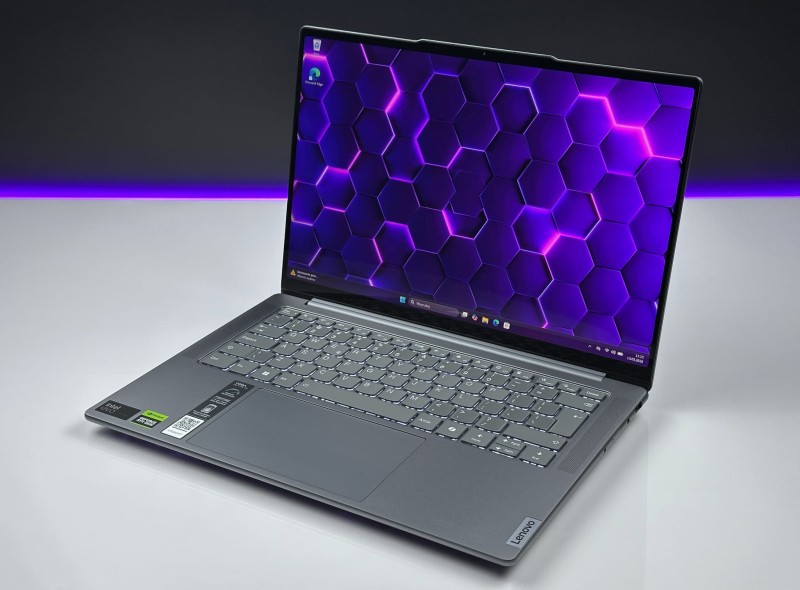 Yoga Pro 7 14IMH9 z Ultra 9 185H, RTX 4060. Dotykowy 14,5” OLED 3K 120Hz zapewnia płynność i moc do projektów kreatywnych oraz pracy 3D (10).JPG