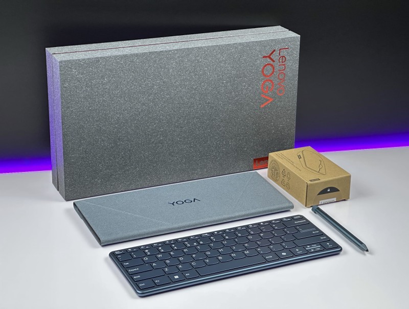 Yoga Book 9 13IMU9 z Ultra 7 155H. Dwa dotykowe ekrany OLED 2.8K umożliwiają multitasking i tryb rozszerzonego pulpitu. Klawiatura, rysik i mysz (1).JPG