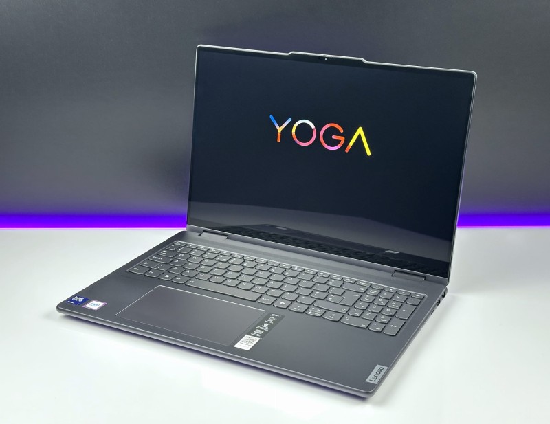 Yoga 7 2in1 16IML9 z Ultra 7 155U. Dotykowy ekran 16” FHD+ i zawias 360° zapewniają komfort pracy, tworzenia i rozrywki w trybie laptopa i tabletu (3).JPG