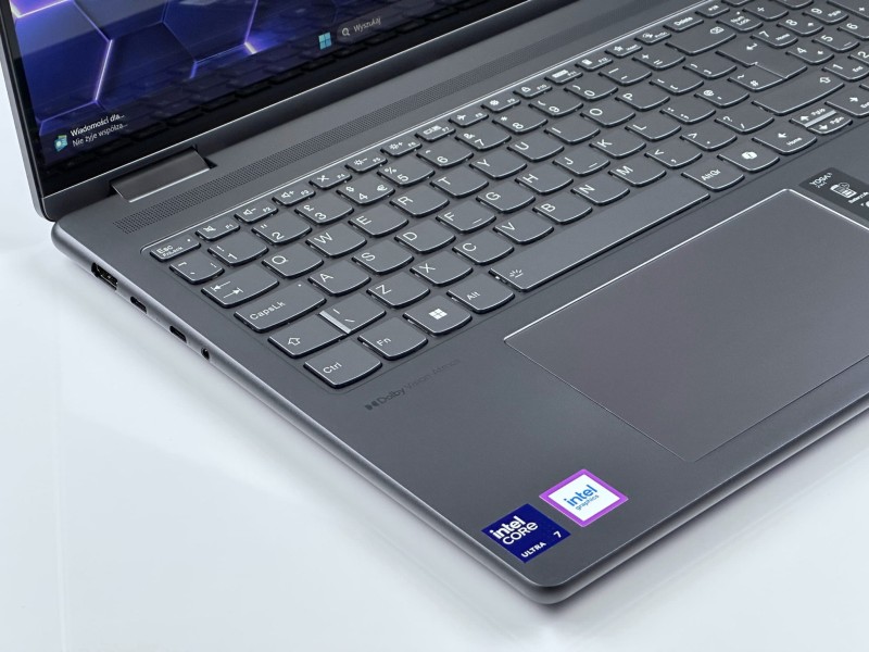 Yoga 7 2in1 16IML9 z Ultra 7 155U. Dotykowy ekran 16” FHD+ i zawias 360° zapewniają komfort pracy, tworzenia i rozrywki w trybie laptopa i tabletu (8).JPG