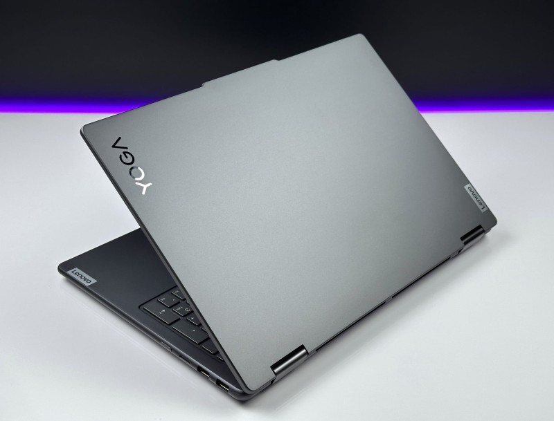 Yoga 7 2in1 16IML9 z Ultra 7 155U. Dotykowy ekran 16” FHD+ i zawias 360° zapewniają komfort pracy, tworzenia i rozrywki w trybie laptopa i tabletu (11).JPG