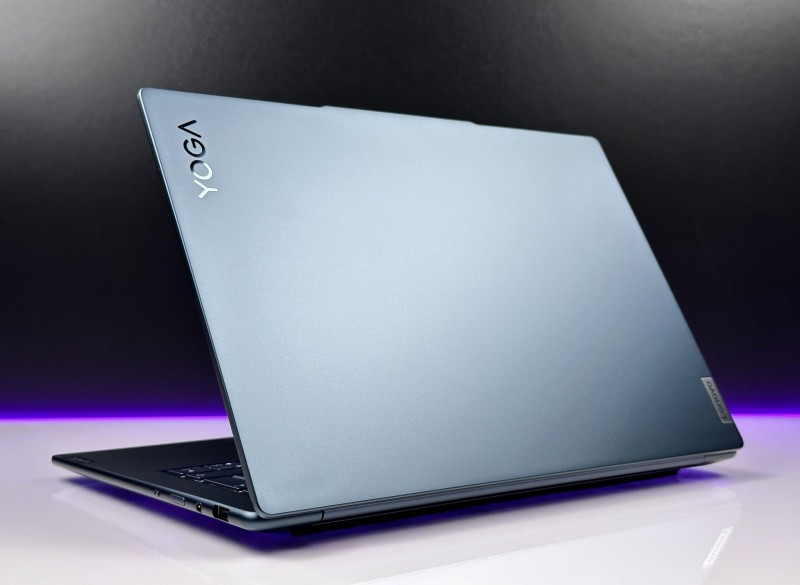 Lenovo Yoga Pro 7 14AHP9 z Ryzen 7 8845HS, RTX 3050. Ekran 14,5” 3K i kolor Tidal Teal łączą wydajność do projektów z eleganckim designem (13).JPG