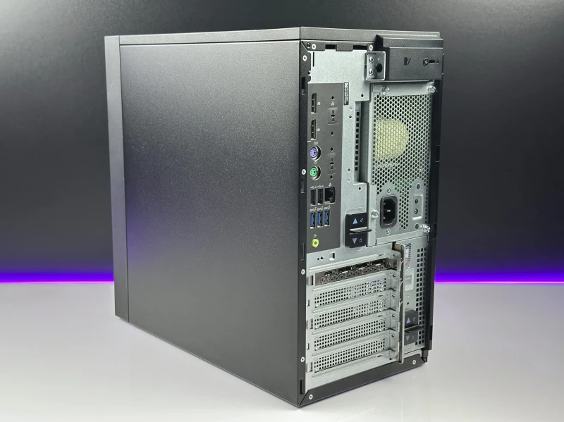 Dell Precision 3650 Tower z i7-11700 i Quadro RTX 4000 8GB to profesjonalna stacja robocza do CAD, 3D, renderingu i projektów inżynierskich.