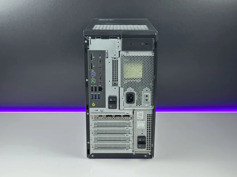 Dell Precision 3650 Tower z i7-11700 i Quadro RTX 4000 8GB to profesjonalna stacja robocza do CAD, 3D, renderingu i projektów inżynierskich.