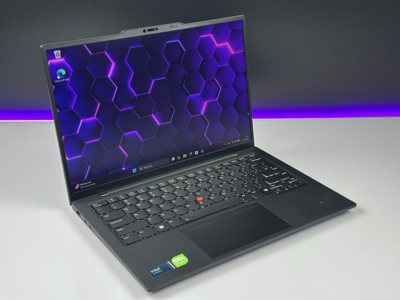 ThinkPad X1 Carbon Gen 12 z Ultra 7 165U, 64GB RAM i LTE zapewnia stały internet z karty SIM. Smukły laptop biznesowy 14” FHD+, klawiatura US.  (4).JPG