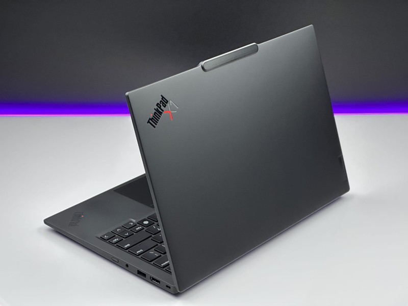 ThinkPad X1 Carbon Gen 12 z Ultra 7 165U, 64GB RAM i LTE zapewnia stały internet z karty SIM. Smukły laptop biznesowy 14” FHD+, klawiatura US.  (22).JPG
