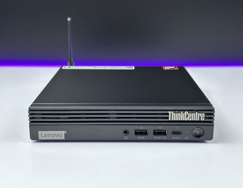 Lenovo ThinkCentre M75q Gen 5 Tiny z Ryzen 7 8700GE i Radeon 780M. Wydajny mini PC z Wi-Fi – w zestawie klawiatura, mysz i zasilacz. BOX.