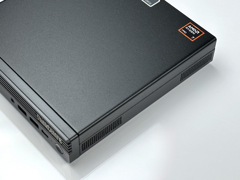 Lenovo ThinkCentre M75q Gen 5 Tiny z Ryzen 7 8700GE i Radeon 780M. Wydajny mini PC z Wi-Fi – w zestawie klawiatura, mysz i zasilacz. BOX.