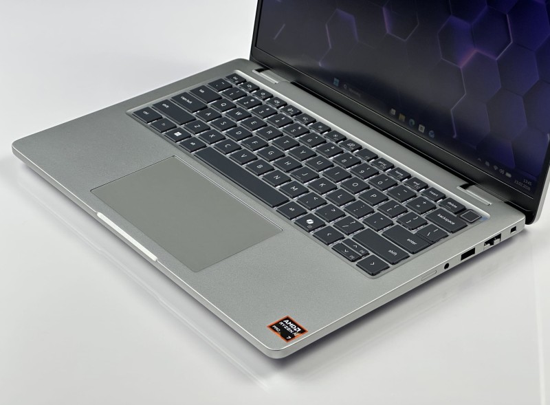 Dell Pro 14 Plus PB14255 Ryzen AI 7 350, 64GB RAM LPDDR5. Wydajny laptop 14” FHD+ do pracy biznesowej i nowoczesnych zastosowań AI (8).JPG