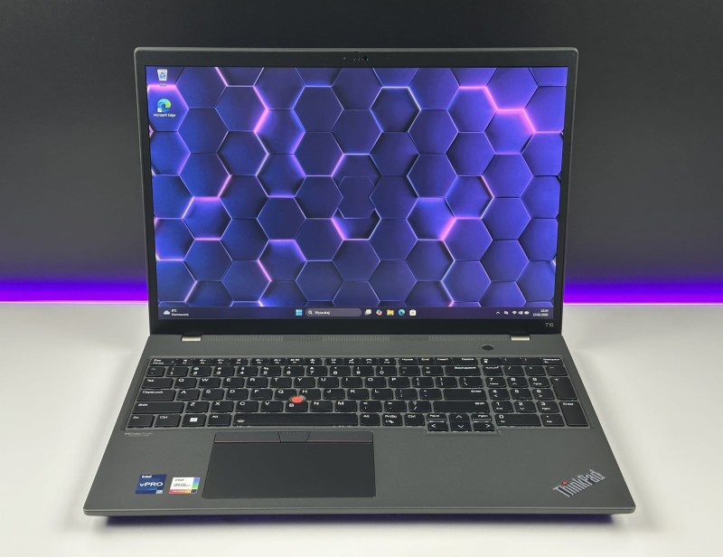 Lenovo ThinkPad T16 Gen 1 z i7-1270P i dotykowym ekranem 16” FHD+. Wydajny laptop biznesowy z dużą przestrzenią roboczą do pracy i multitaskingu (2).JPG