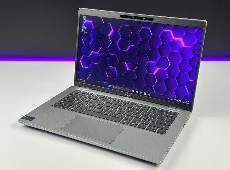 Dell Latitude 5450 z Ultra 5 135U i dotykowym ekranem 14” FHD. Wydajny laptop biznesowy do pracy biurowej, zdalnej i mobilnej (6).JPG