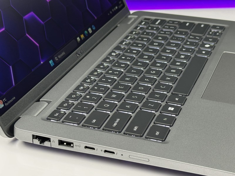 Dell Latitude 5450 z Ultra 5 135U i dotykowym ekranem 14” FHD. Wydajny laptop biznesowy do pracy biurowej, zdalnej i mobilnej (8).JPG