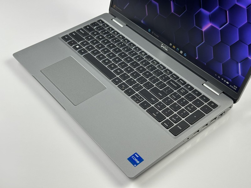 DELL Precision 3571 i5-12600H z dedykowaną kartą T600 (4GB). Laptop 15,6” FHD dotykowy - do projektowania, analiz i wymagających aplikacji.