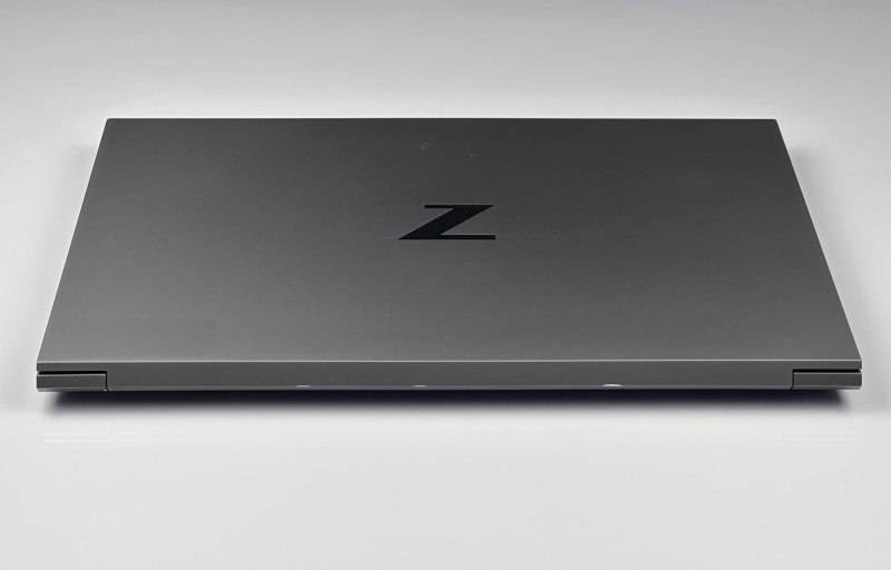 HP ZBook Studio 15 G8 – ekstremalna moc i9-11950H, 32GB RAM i RTX A2000 (4GB). Matryca FHD i niezawodność stacji roboczej w eleganckiej formie.