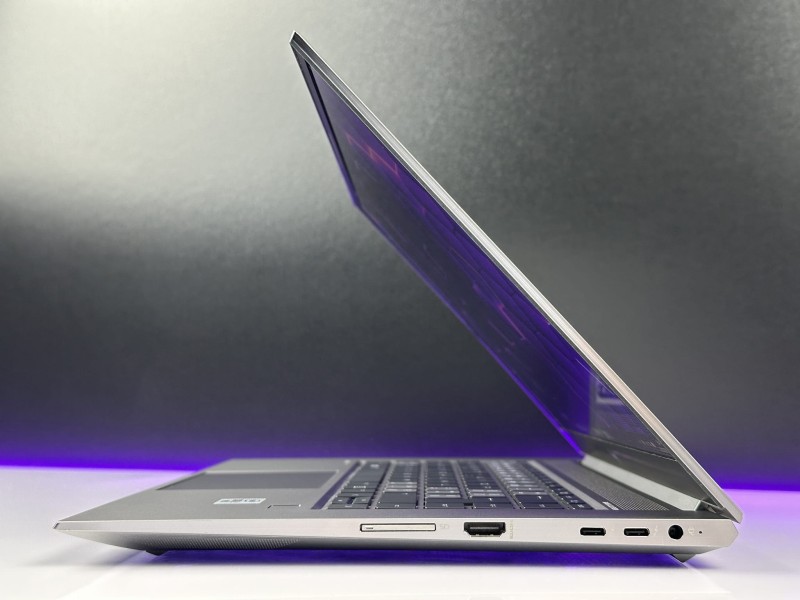HP ZBook 15 Studio G7 – potężny i9-10885H, 32GB RAM i Quadro T2000 (4GB). Matryca FHD i wydajność stacji roboczej zamknięta w smukłej obudowie (11).JPG