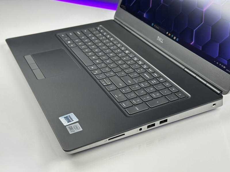 Dell Precision 7750 z i7-10750H i RTX3000 – profesjonalna stacja robocza stworzona do grafiki 3D, CAD i wymagających projektów inżynieryjnych.