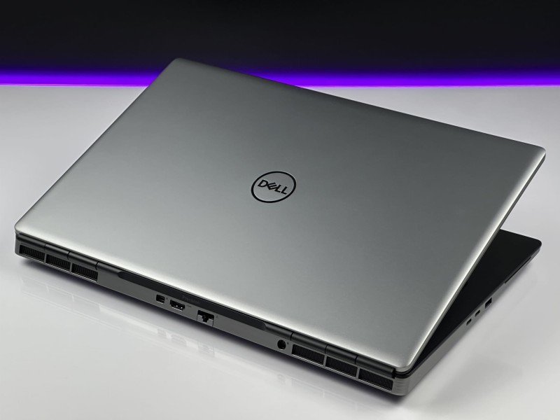 Dell Precision 7750 z i7-10750H i RTX3000 – profesjonalna stacja robocza stworzona do grafiki 3D, CAD i wymagających projektów inżynieryjnych.