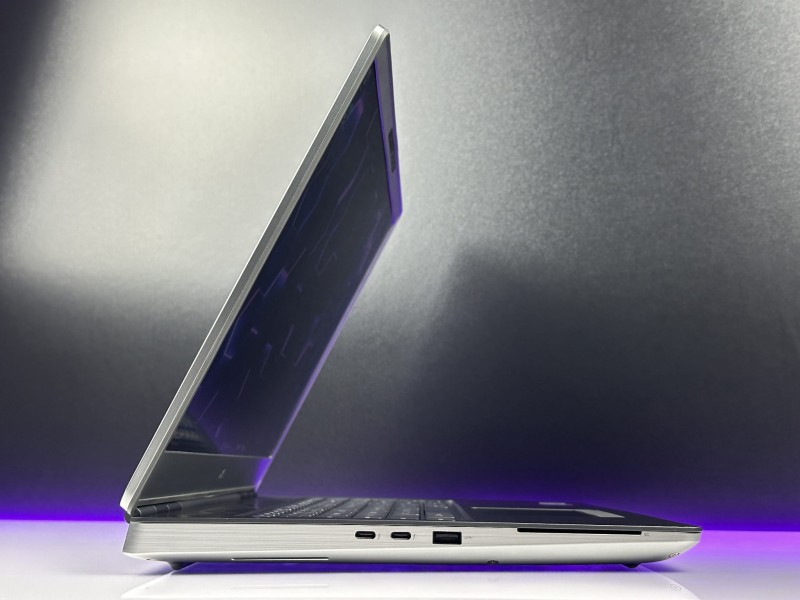 Dell Precision 7750 z i7-10750H i RTX3000 – profesjonalna stacja robocza stworzona do grafiki 3D, CAD i wymagających projektów inżynieryjnych.