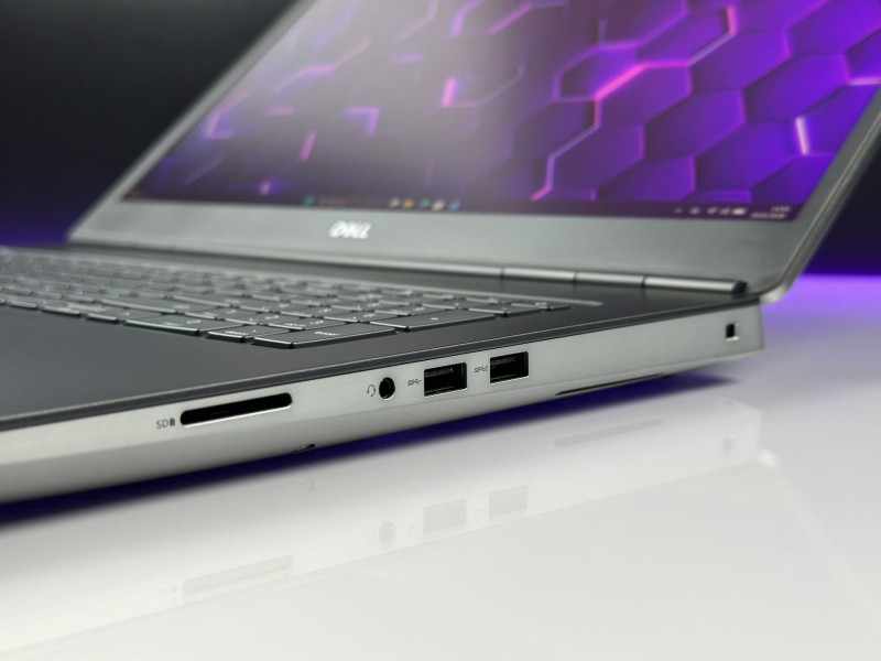 Dell Precision 7760 z i5-11500H i RTX A3000 6GB. Duży ekran 17,3” FHD i profesjonalna grafika zapewniają wydajność do CAD, 3D i pracy projektowej (8).JPG