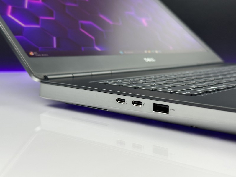 Dell Precision 7760 z i5-11500H i RTX A3000 6GB. Duży ekran 17,3” FHD i profesjonalna grafika zapewniają wydajność do CAD, 3D i pracy projektowej (9).JPG