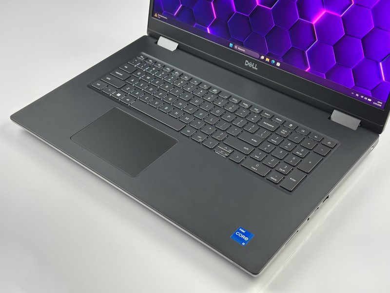 Dell Precision 7770 i5-12600HX, RTX A3000 12GB, 17,3" FHD – mobilna stacja robocza do CAD, grafiki i zaawansowanej pracy. Sprawdź Laptop Factory