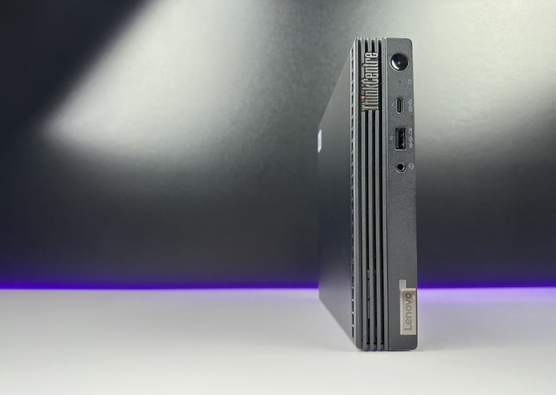 Lenovo ThinkCentre M70q Gen 1 z i5-10400T i grafiką Intel UHD 630. Kompaktowy mini PC do biura i pracy firmowej, w zestawie zasilacz 65W i kabel (11).JPG