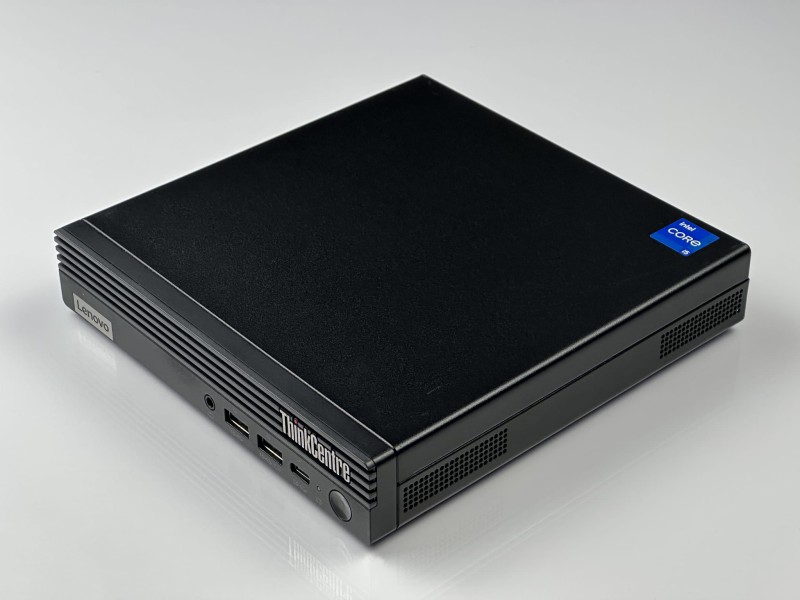 Lenovo ThinkCentre M70q Gen 3 Tiny – i5-12400T w ultrakompaktowej obudowie. Wydajny komputer biurowy, oszczędność miejsca. Zasilacz w zestawie (8).JPG