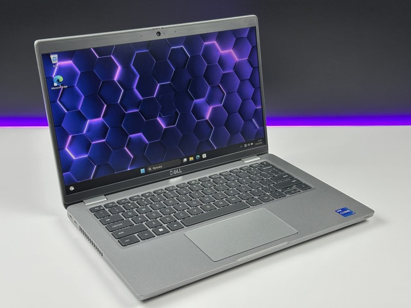 Dell Latitude 5430 – i7-1255U, matryca FHD i biznesowa niezawodność. Wydajność, mobilność i styl, które dotrzymają Ci kroku każdego dnia!