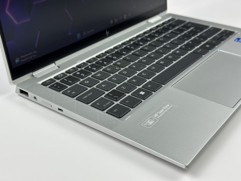 HP EliteBook x360 1030 G8 z i5-1145G7, 16GB RAM, dotykowym ekranem FHD i modemem LTE – mobilność, styl i pełna funkcjonalność (8).JPG