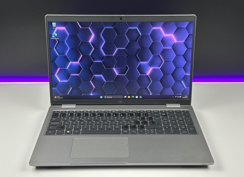 Latitude 5531 – i7-12800H i matryca FHD 15,6. Wydajny laptop biznesowy do pracy analitycznej, projektowej i zaawansowanych zadań biurowych (2).JPG