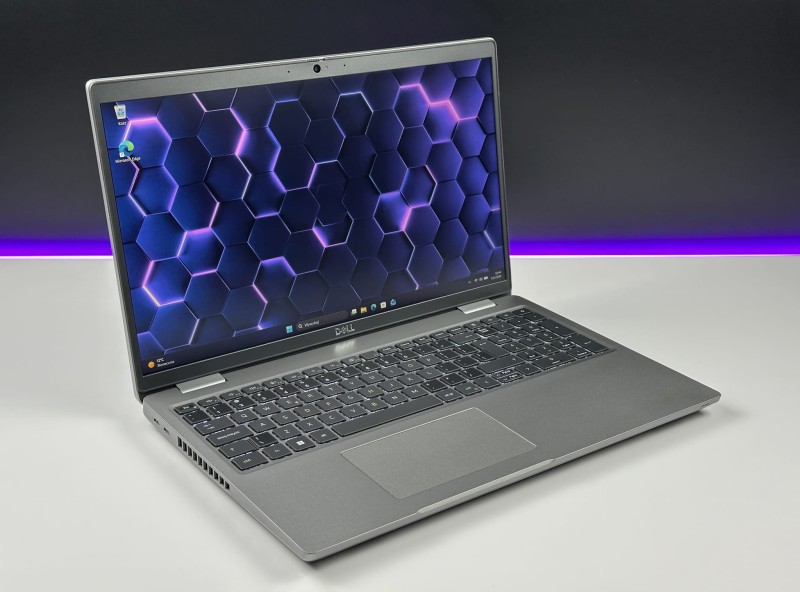 Latitude 5531 – i7-12800H i matryca FHD 15,6. Wydajny laptop biznesowy do pracy analitycznej, projektowej i zaawansowanych zadań biurowych (3).JPG