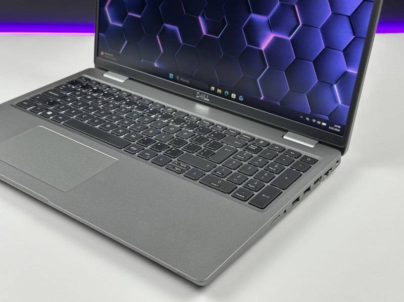 Latitude 5531 – i7-12800H i matryca FHD 15,6. Wydajny laptop biznesowy do pracy analitycznej, projektowej i zaawansowanych zadań biurowych (6).JPG