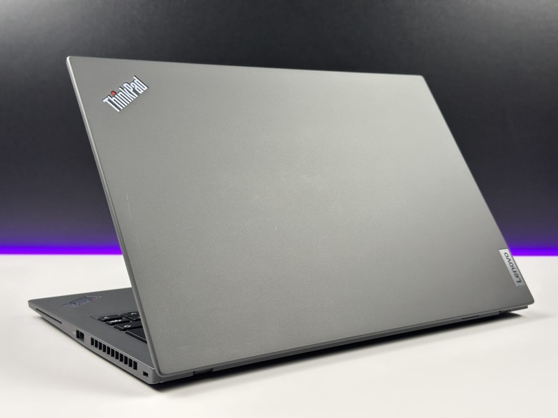 Lenovo ThinkPad T14s Gen 2 z procesorem i7-1165G7, 16GB RAM, matrycą FHD, LTE. Idealny dla profesjonalistów szukających wydajności i mobilności.