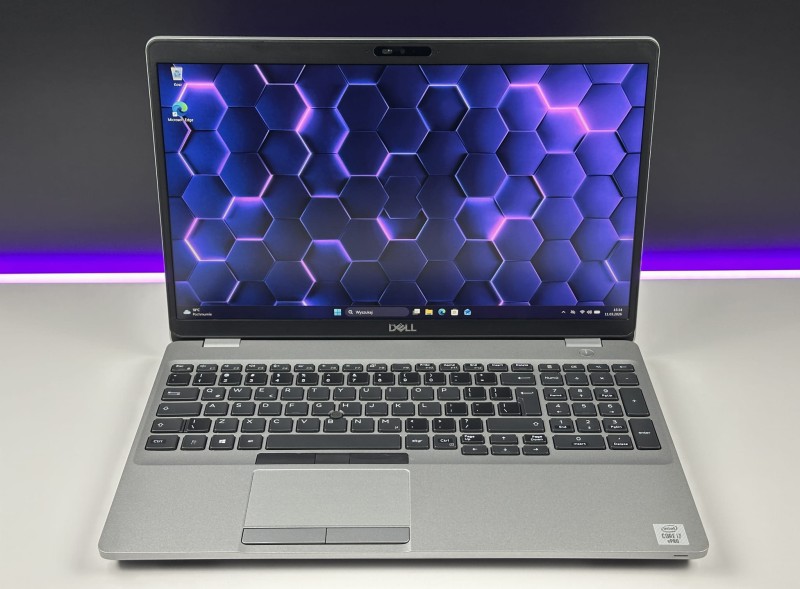Dell Latitude 5511 z i7-10850H i grafiką MX250 to wydajny laptop do pracy, projektów i codziennych zadań. Ekran FHD zapewnia wygodę użytkowania (1).JPG