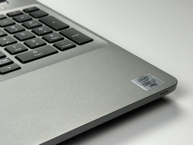 Dell Latitude 5511 z i7-10850H i grafiką MX250 to wydajny laptop do pracy, projektów i codziennych zadań. Ekran FHD zapewnia wygodę użytkowania (11).JPG Dell Latitude 5511 z i7-10850H i grafiką MX250 to wydajny laptop do pracy, projektów i codziennych zadań. Ekran FHD zapewnia wygodę użytkowania (11).JPG