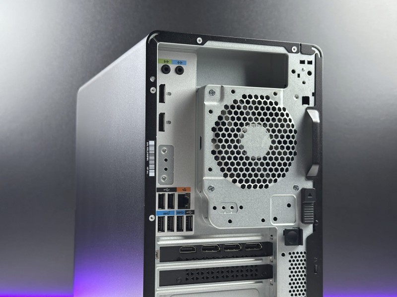 HP Z2 Tower G8 Workstation z i9-11900K, 32 GB RAM, 1 TB SSD i RTX 3080 to wydajna stacja robocza do 3D, projektowania i pracy profesjonalnej (7).JPG