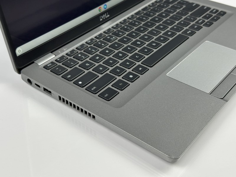 Latitude 5400 Chromebook i5, 16GB RAM i 256GB SSD. Dotykowy 14” FHD oraz modem LTE czynią go idealnym do pracy w chmurze i mobilnego biura.