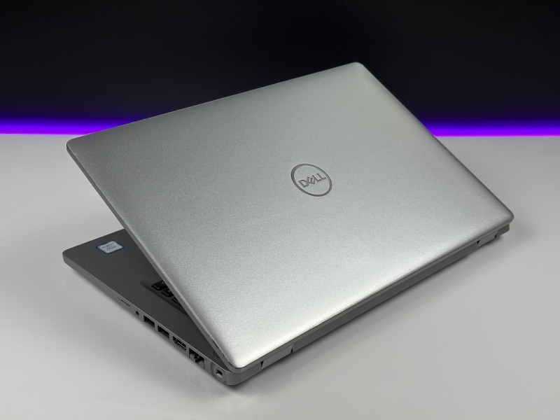 Latitude 5400 Chromebook i5, 16GB RAM i 256GB SSD. Dotykowy 14” FHD oraz modem LTE czynią go idealnym do pracy w chmurze i mobilnego biura.
