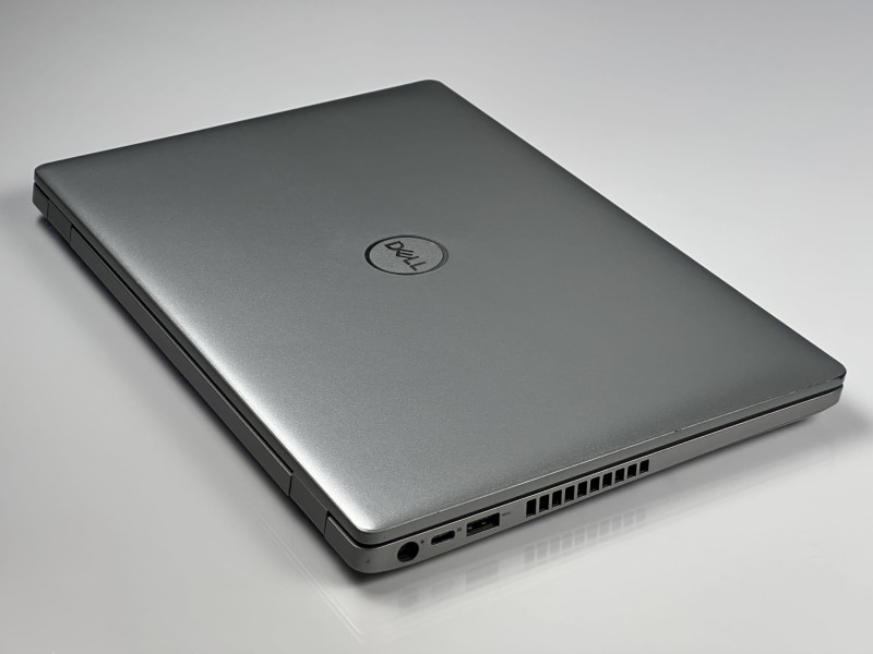 Dell Latitude 5400 Chromebook z i5-8365U i dotykową matrycą FHD to wydajny laptop, który oferuje płynną pracę w chmurze i komfort obsługi dotykowej (13).JPG