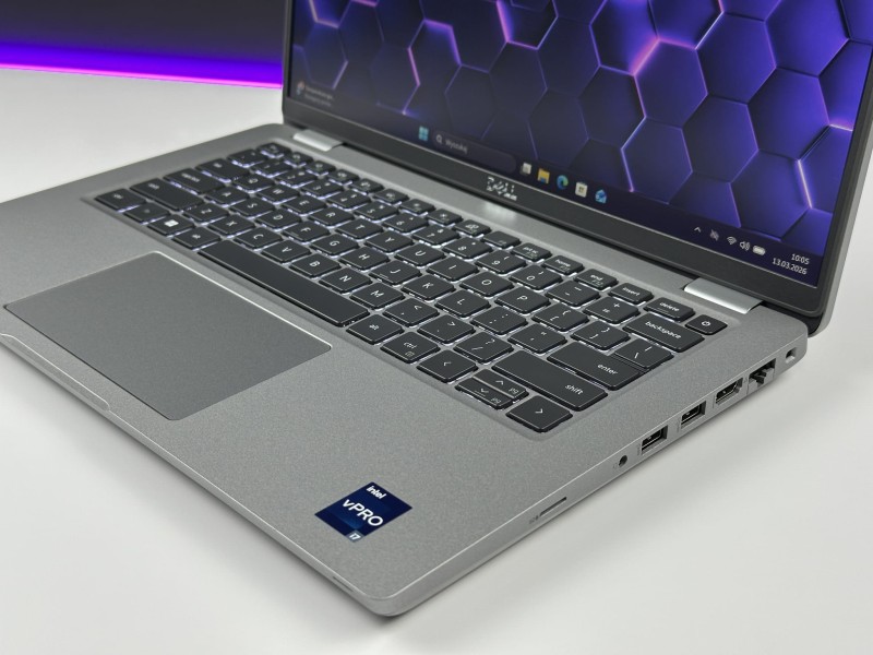 Dell Latitude 5431 z i7-1270P i ekranem FHD 14" to wydajny laptop biznesowy do pracy biurowej, mobilnej i codziennych zadań. Klawiatura QWERTY PL.