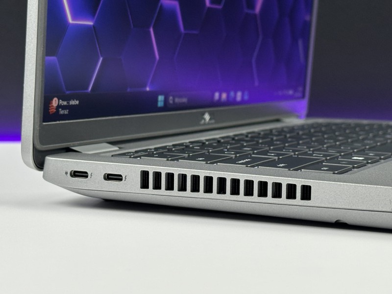 Dell Latitude 5431 z i7-1270P i ekranem FHD 14" to wydajny laptop biznesowy do pracy biurowej, mobilnej i codziennych zadań. Klawiatura QWERTY PL.