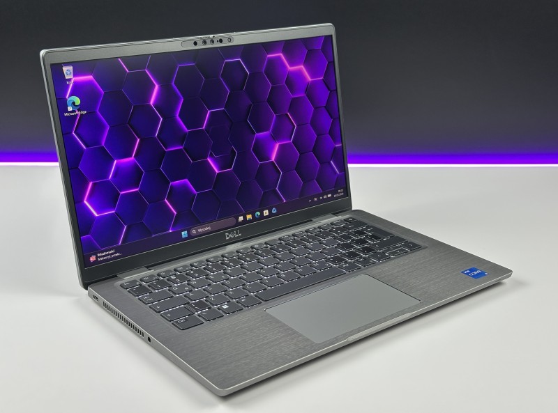 Dell Latitude 7430 z i5-1245U, dotykowym ekranem FHD 14" i metalową obudową to elegancki laptop biznesowy z 16 GB pamięci lutowanej.