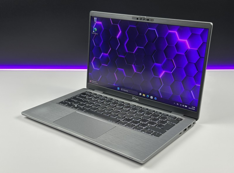 Dell Latitude 7430 z i5-1245U, dotykowym ekranem FHD 14" i metalową obudową to elegancki laptop biznesowy z 16 GB pamięci lutowanej.