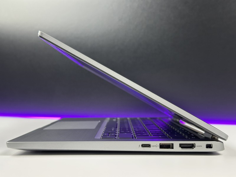 Dell Latitude 7430 z i5-1245U, dotykowym ekranem FHD 14" i metalową obudową to elegancki laptop biznesowy z 16 GB pamięci lutowanej.